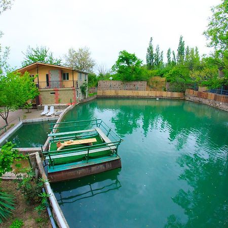 Amiran'S Lake Hotel Tbilisi ภายนอก รูปภาพ