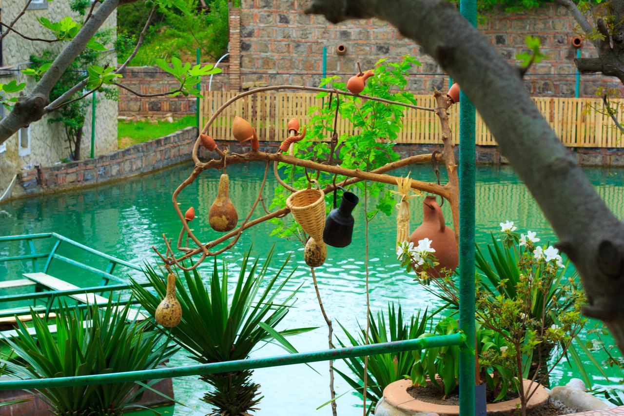 Amiran'S Lake Hotel Tbilisi ภายนอก รูปภาพ